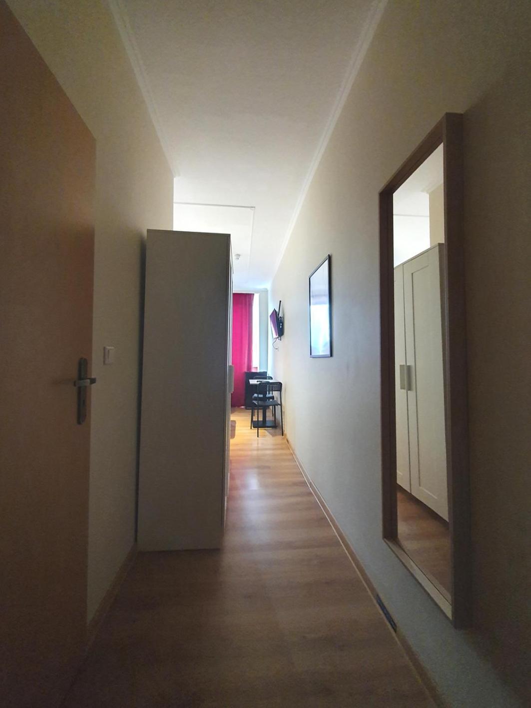 R&B Hotel — Photos 2